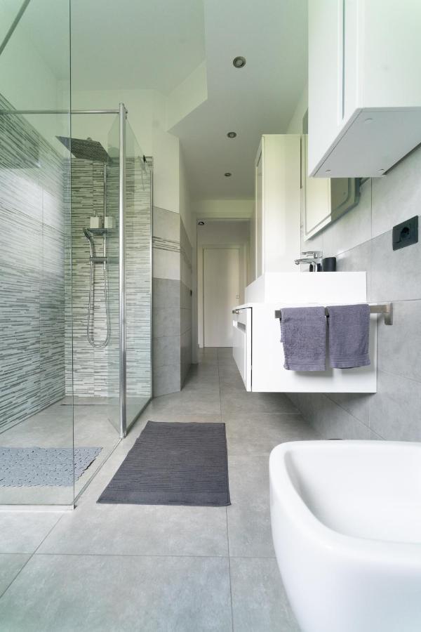 Oasis Luxury - A.C/Terrace/2Bedrooms 贝尔加莫 外观 照片