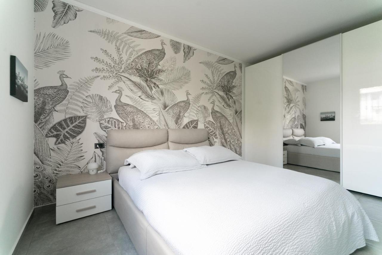 Oasis Luxury - A.C/Terrace/2Bedrooms 贝尔加莫 外观 照片